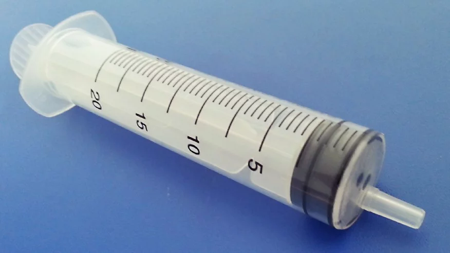 Eccentric Tip Syringe Market