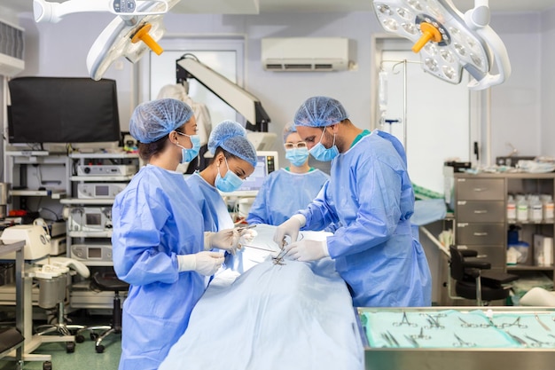 Operating Room Equipment Market