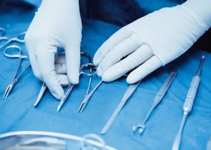 Surgical Instruments Tracking System Market