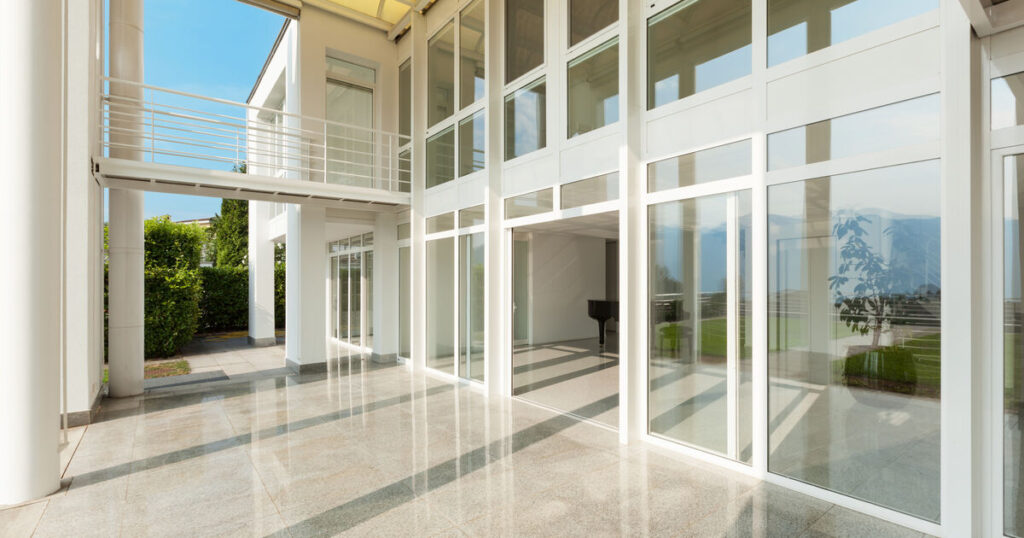 Residential & Commercial Smart Glass Market 