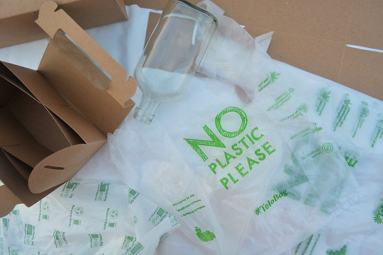 Compostable Plastic Packaging Material Market