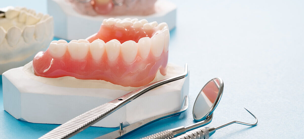 Global Dentures Industry