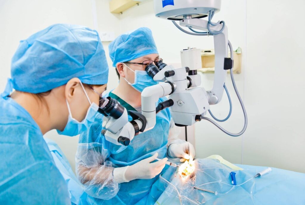 Cataract Surgery Devices Market