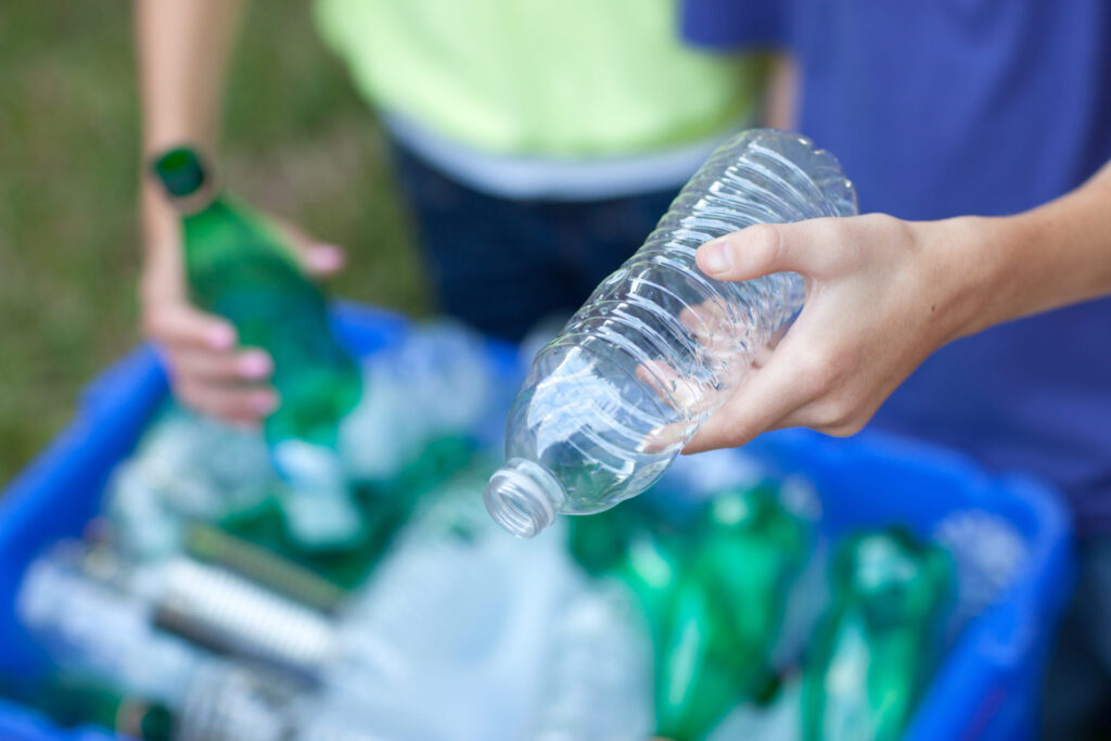 Plastic Bottles Market