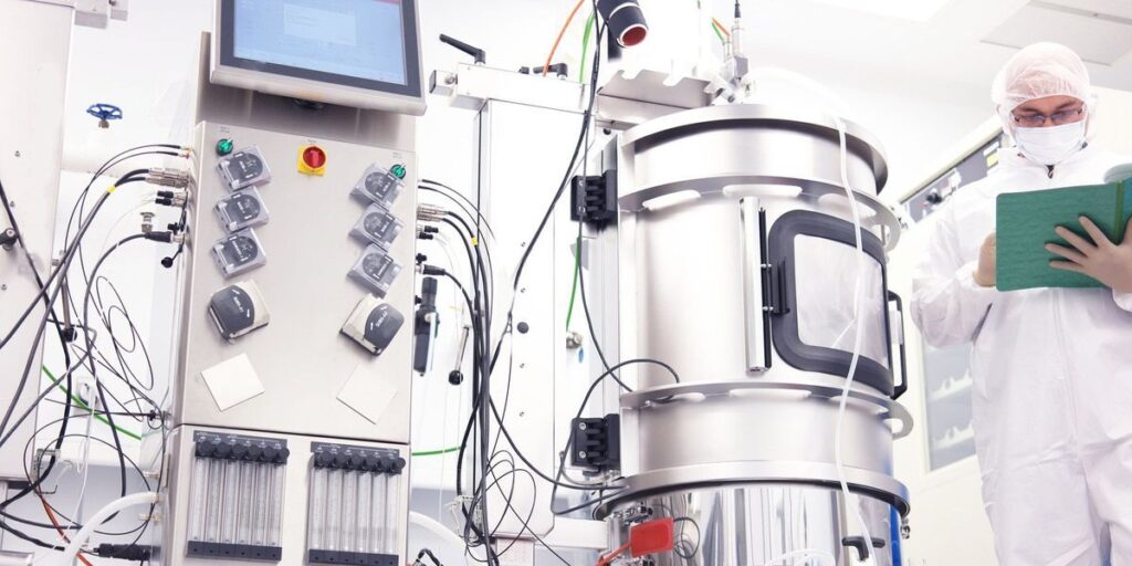 Real-time Bioprocess Raman Analyzer