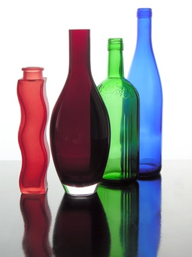 Glass Liquor Bottles Market 