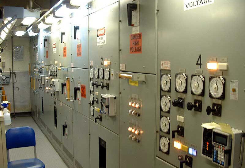 High-Voltage Switchboard Market