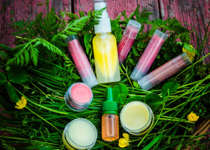 Natural Cosmetic Color Market