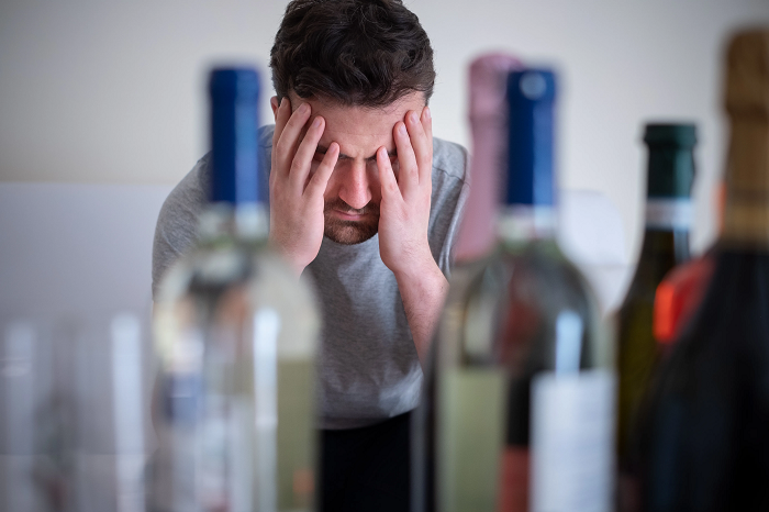 Alcohol Use Disorder Treatment Market