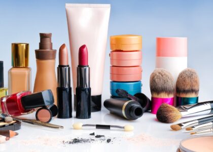 Anti-Counterfeit Cosmetic Packaging Market